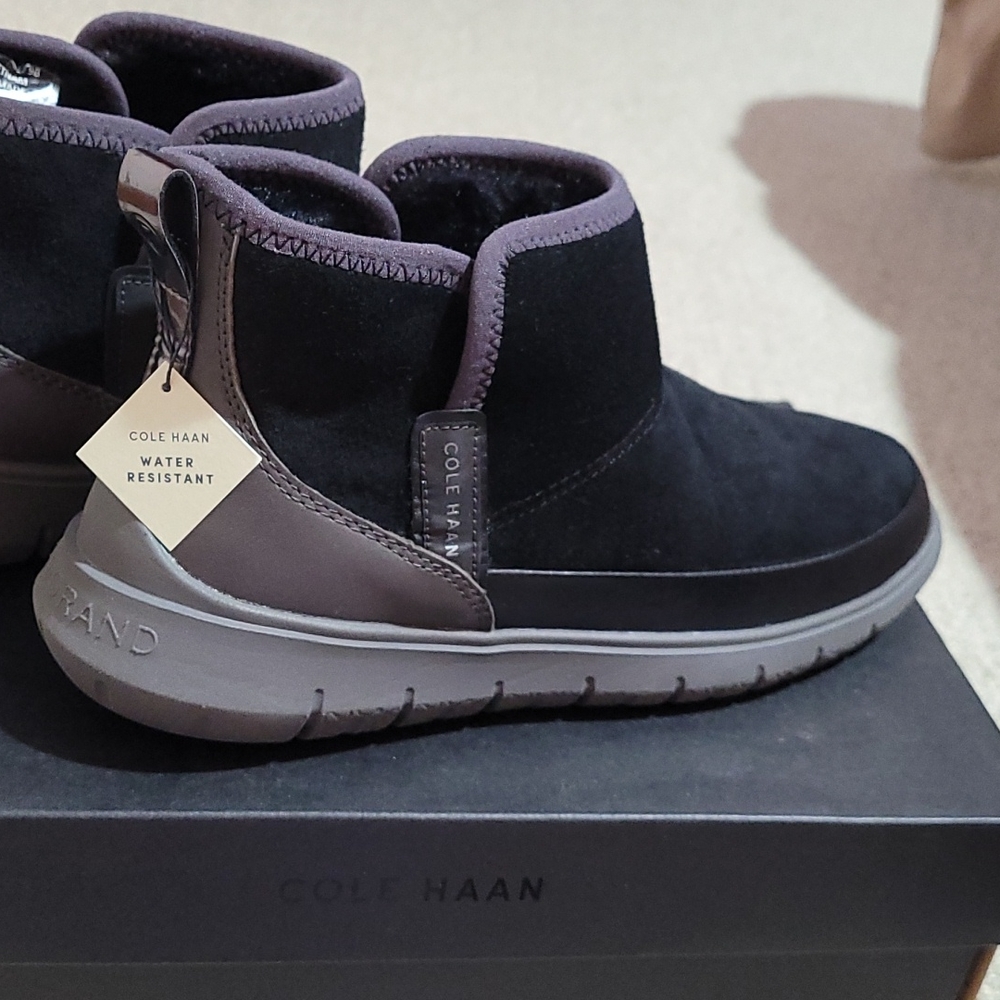 NEW -Short Boots